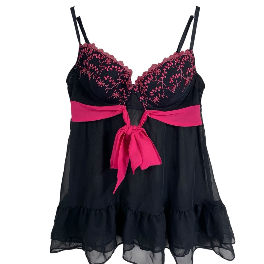 La Vie En Rose Black and Pink Embroidered Chemise size large